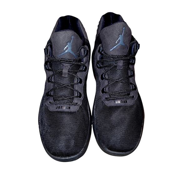 Air Jordan Academy Black Gum Men’s 10 Basketball Shoes - Picture 3 of 11